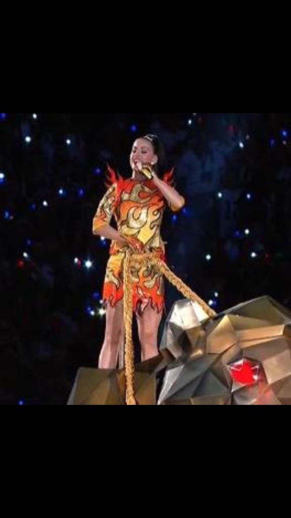 Who wore it better? #Superbowl