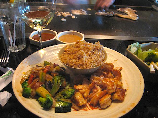 #TepanyakiThursday Teppan means iron grill, and yaki means grilled, broiled or pan friend. #letseat #fortfollins