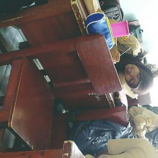 Mungkin dia lelah:(((