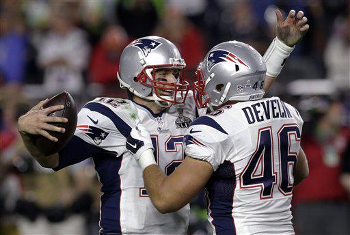 AP_NFL's tweet image. MORE: New England Patriots win fourth Super Bowl title, beating Seattle Seahawks 28-24. apne.ws/1DviCtW