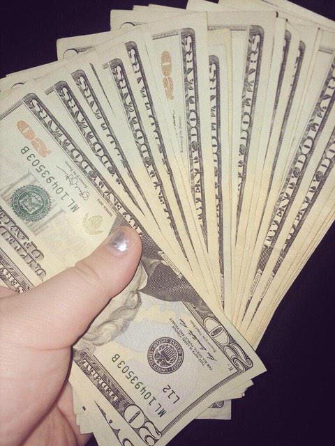 PRlNXESS's tweet image. MOANS