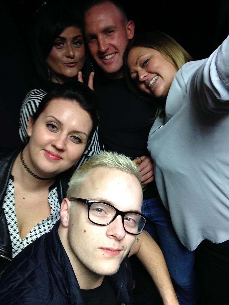 chazpetrie's tweet photo. Gotta love a night out with the besties!! http://t.co/WWPS747OeJ