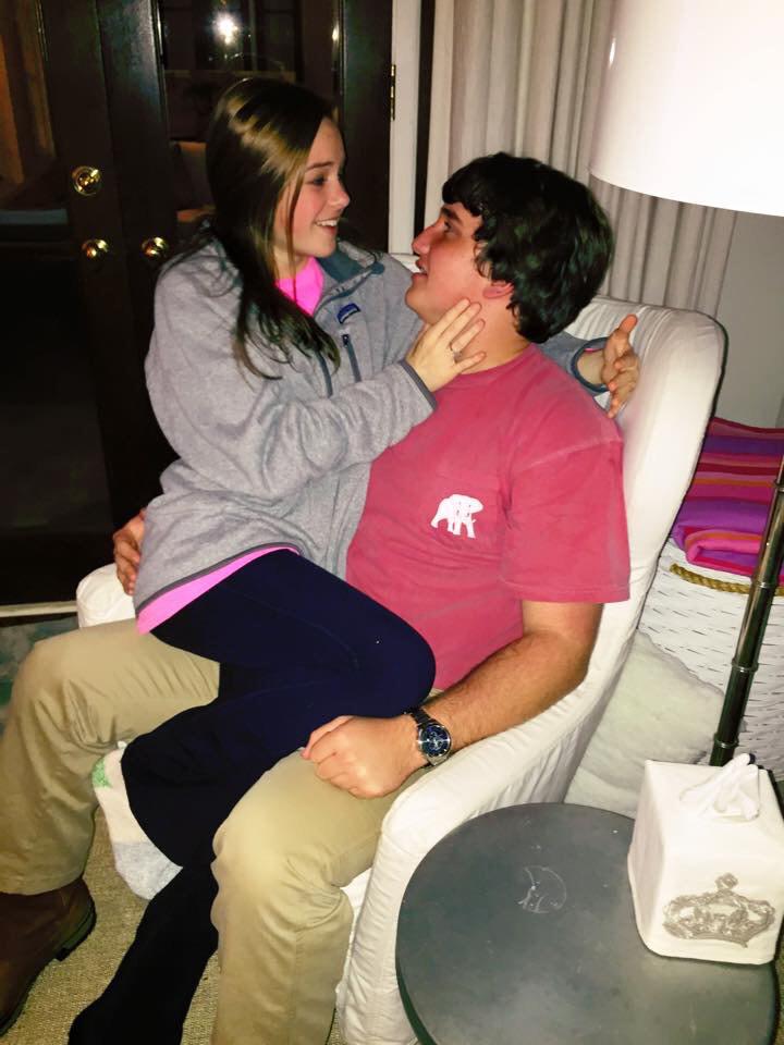 greer_lyons's tweet photo. good luck to this krazy kat today :) wish I could be there to watch ha SIKE jk love you 😛 #work ⚾️⚾️ http://t.co/qrjnBNemjx