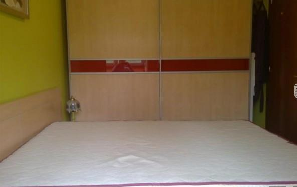 InmoVargas's tweet photo. apartamento en peñacastillo de 50 m2, con calefacción y ascensor, 370 euros http://t.co/GfXO5tvGJp