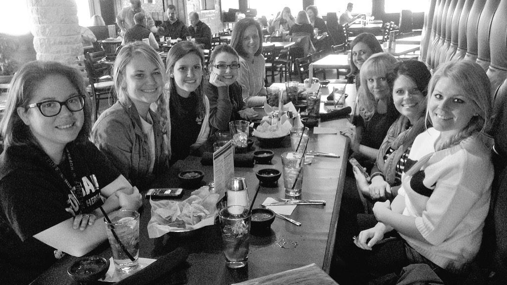 MsFarmerEnglish's tweet photo. ELA lunch- having an analysis/discussion of recently released movies! #chhsedcamp #gcisd #pantherpride http://t.co/lZpreVRtCA
