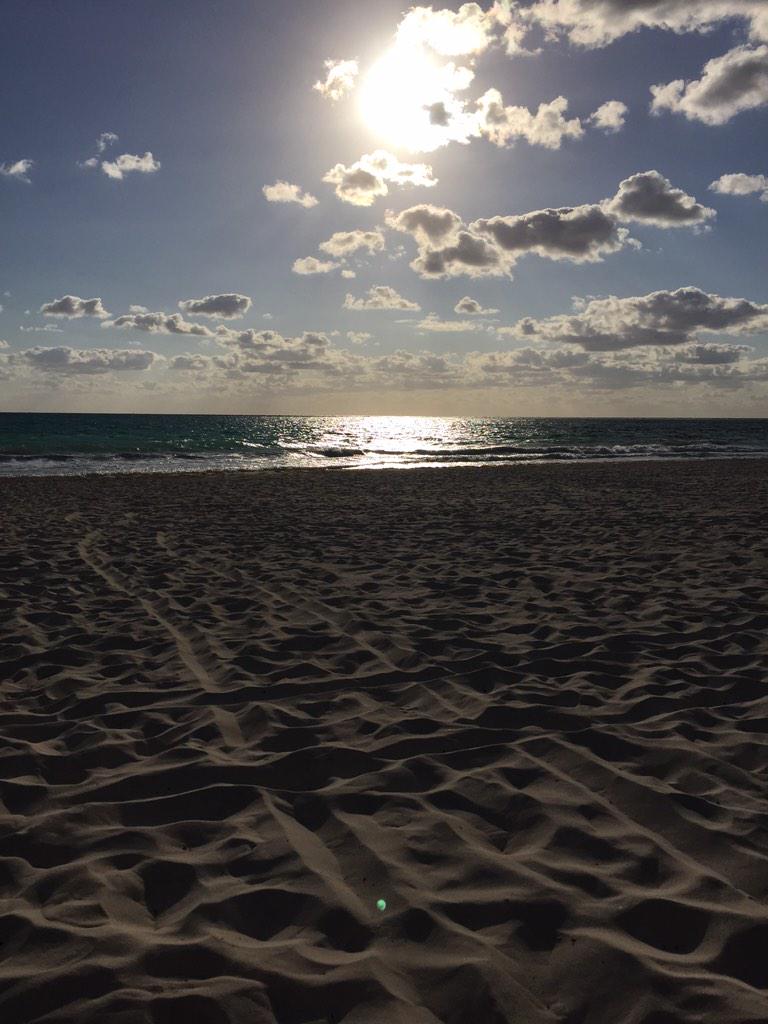 JBPRetiredDC's tweet photo. Enjoying the breeze and sun of the Mayan Riviera! http://t.co/EZIh3IkBz8