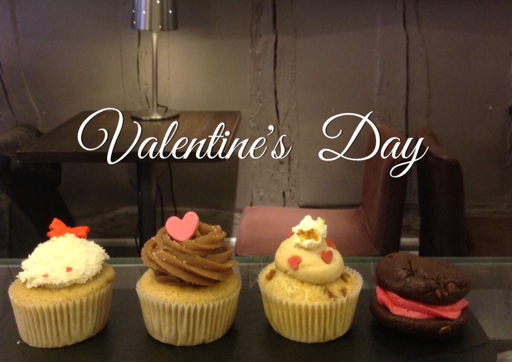 Ohmoncake's tweet photo. St Valentin Forever http://t.co/BegbZBo1Bh