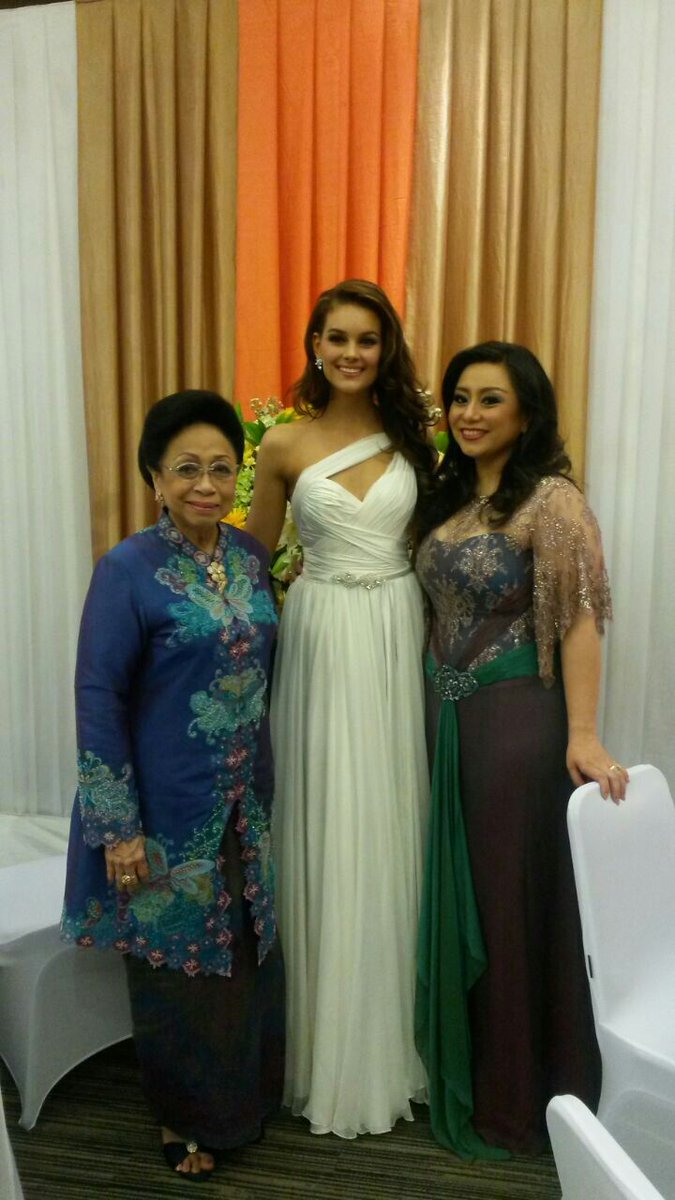 The Official Thread of Miss World 2014 ® Rolene Strauss- South Africa - Page 7 B9-LR05CcAA5maZ