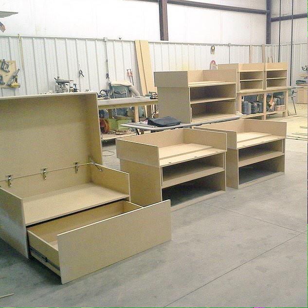 PrinceIgnorance's tweet image. It's called progress #SneakerHead #CustomShoeBox #SneakerChampIGotTheBelt