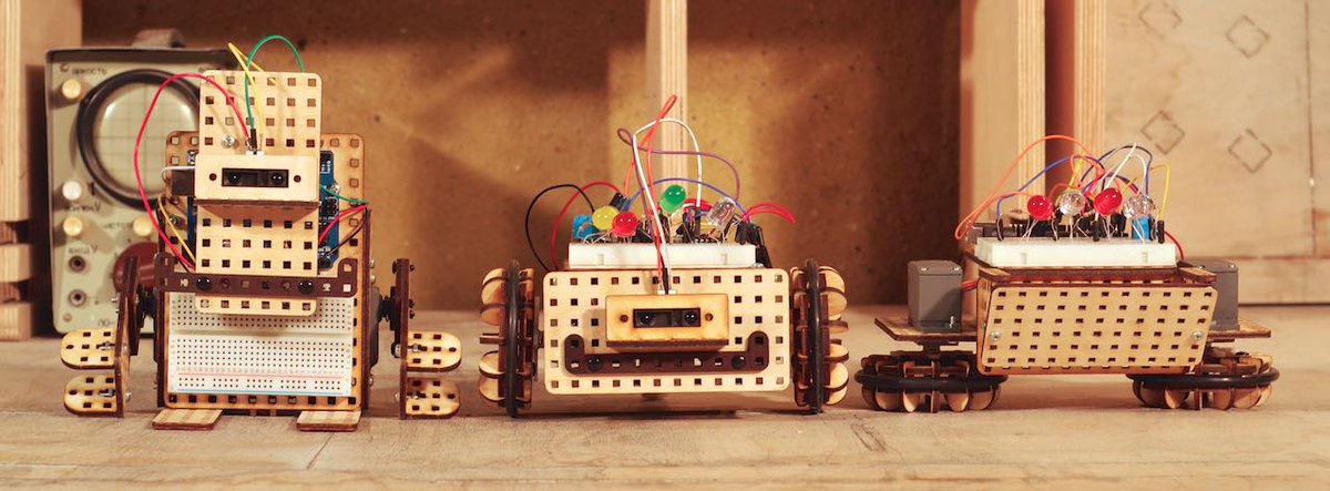 LoFiRobot's tweet image. We the robots are checking if this tweeting thing work. Hi ALL! #diy #robot @arduino @lasercut #fun