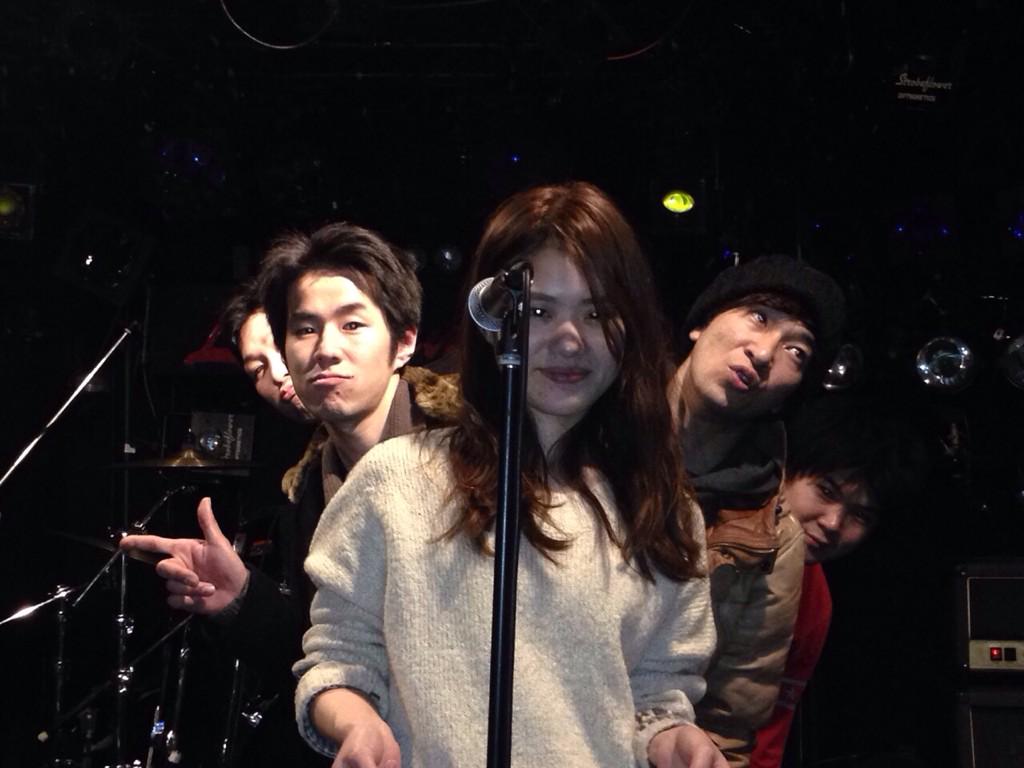 The Nicknamed Tiger ライブ終了後 共演の安藤花林ちゃんと Http T Co 5wziiaxxzc