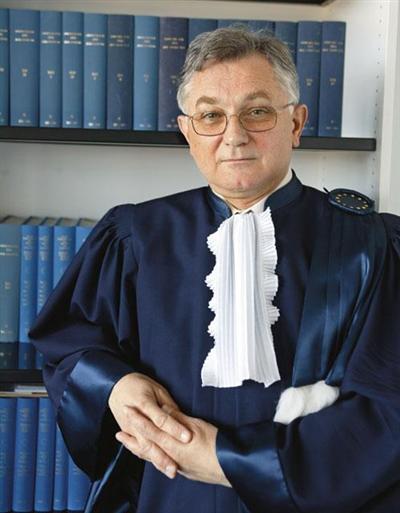 MLF_MSAL's tweet image. Судья @europeancourt с 1998 по 2012 год,профессор А.И. Ковлер подтвердил участие в Московском юридическом форуме #МЮФ