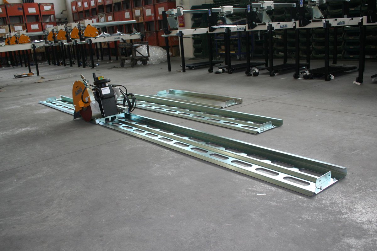 Achilli_srl's tweet image. New rails for TSA @Achilli_srl rail saw! #railsaw #achilli #marble #portablesaw #stonecutting achilli.com/stone-machiner…