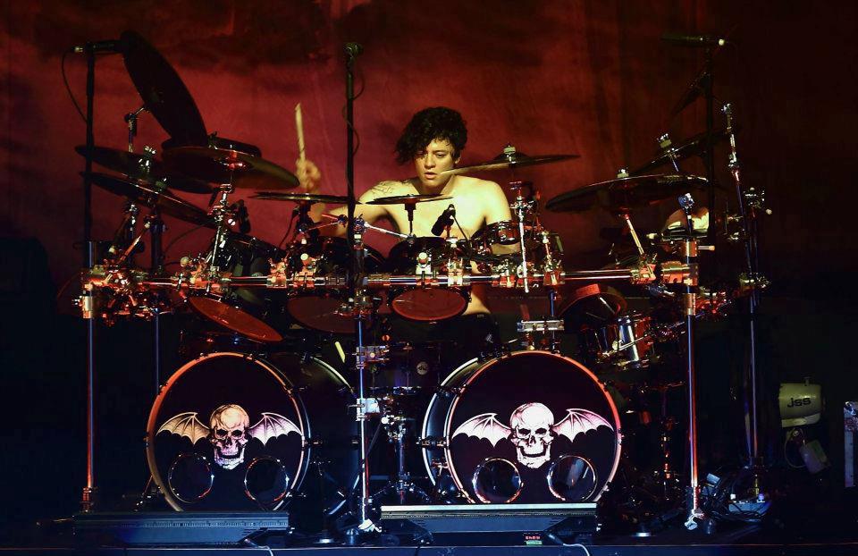 \" Happy 27th Birthday Arin Ilejay, keep rocking with 