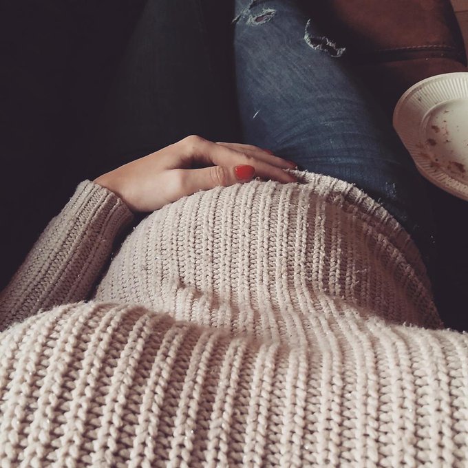 HOI BUIK! 😍 #24Weken http://t.co/Ff2OzmVMJF<a href="/tag/24weken"class="tags">#24Weken</a>