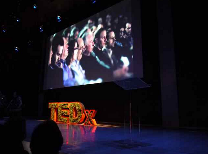 FoodRev's tweet photo. 24 TED Talks That Will Help Save the Food System via @Food_Tank http://t.co/a6es9Kd9yW #realfood #foodrevolution http://t.co/NuMVUNGtzi