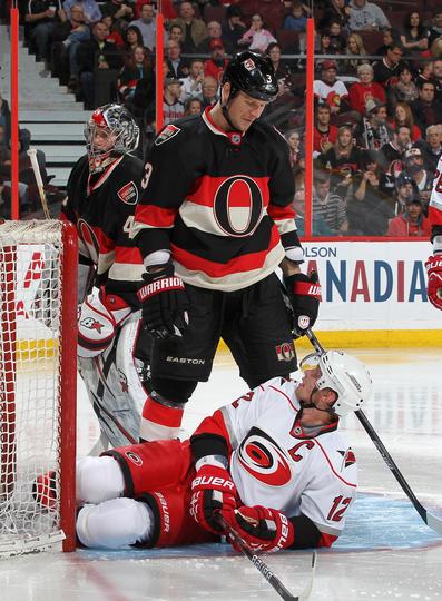 We have FRONT ROW club seats to give away to tonights Sens/Canes game - RT to enter its #mondaymagic #facesfreebies
