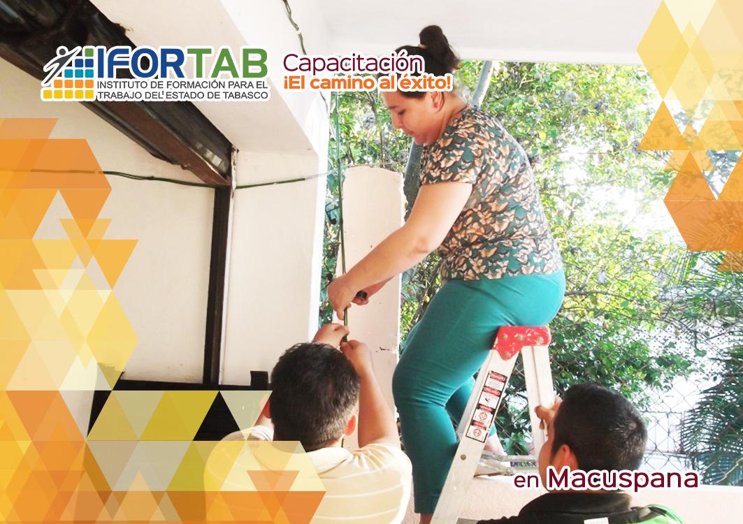 Capacita #IFORTAB en Instalaciones Eléctricas a habitantes de #Macuspana #Tabasco <a href="/LesviaLeon/">Lesvia León </a>