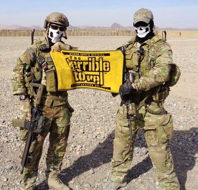 Pittsburgh_Dad's tweet photo. Great photo sent to us from Steve! He's a McKeesport guy repping the @steelers all the way in Afghanistan! http://t.co/uR8y1HCAmh