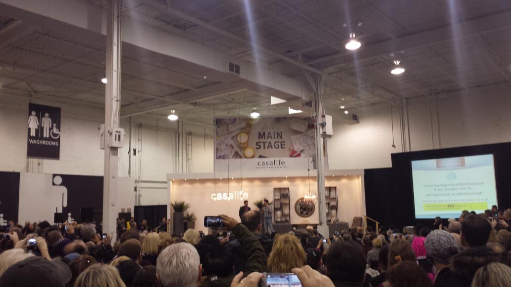 bjonks23's tweet photo. @MrSilverScott @MrDrewScott #gtahomeandrenoshow #firsttimehomebuyers #propertybrothers #bigfansfromthenosebleeds http://t.co/nbHmP6iEok