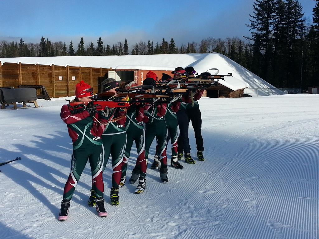 jarsno's tweet photo. @Team_EquipeNB #CGBiathlon “@fifaportugal77: #teamnb,#biathlonnb http://t.co/ZB7TQuOMPB”