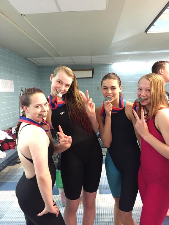 chsswimteam2's tweet photo. Our 200 free relay just took 2nd! 💛❤️ http://t.co/1uCJ5CgV1P
