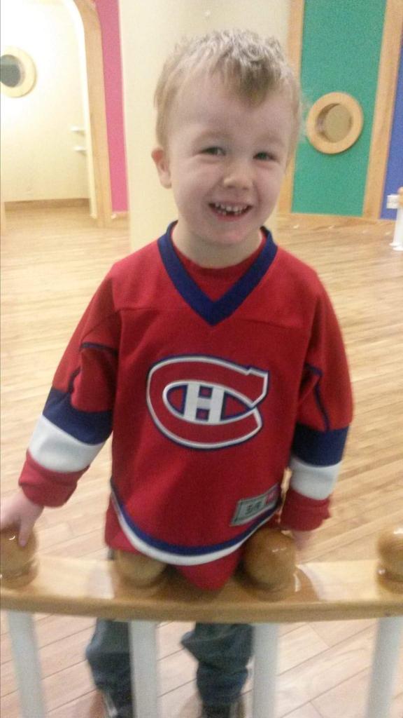 Dtobin31Tobin's tweet photo. Young Hab fan http://t.co/0qVvtWBVZc