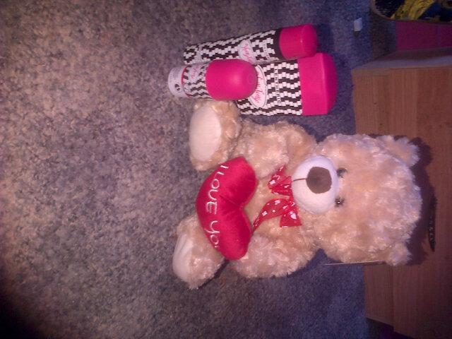 jada_14403's tweet photo. Best valentines gift yet ♡ http://t.co/l9FzgnsOT3