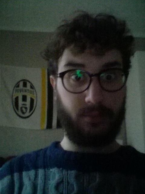MGaggiano's tweet photo. @MCassa89 Entrambi titubanti, in effetti... #ilmiolumia #shotonlumia http://t.co/Wsh84I6W4y