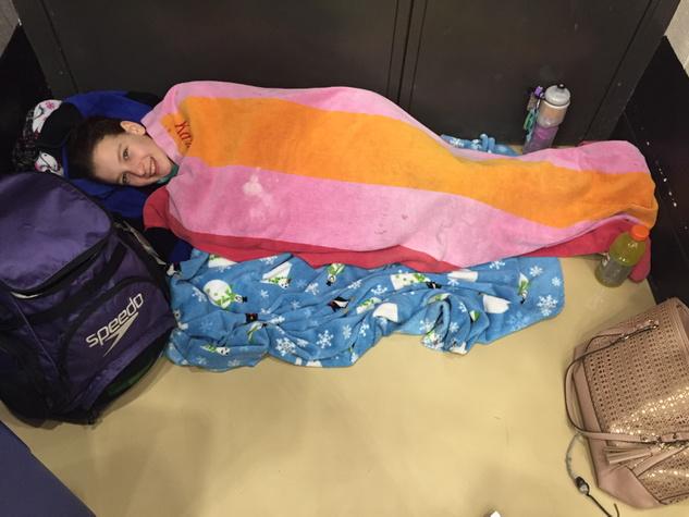 SwimGMAC's tweet photo. Waiting to swim at GBSA Last Chance Meet! http://t.co/J9XJDjwyJO