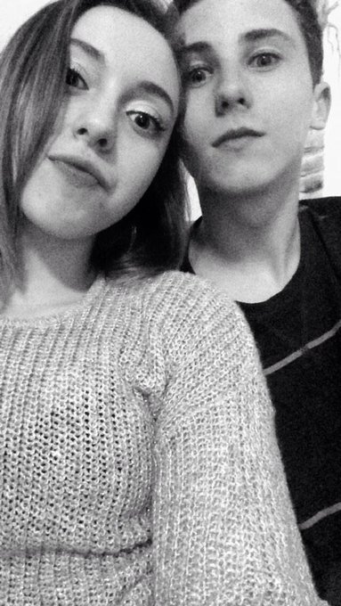 Watch Justin Hall's leaked NSFW photo on TwXstars