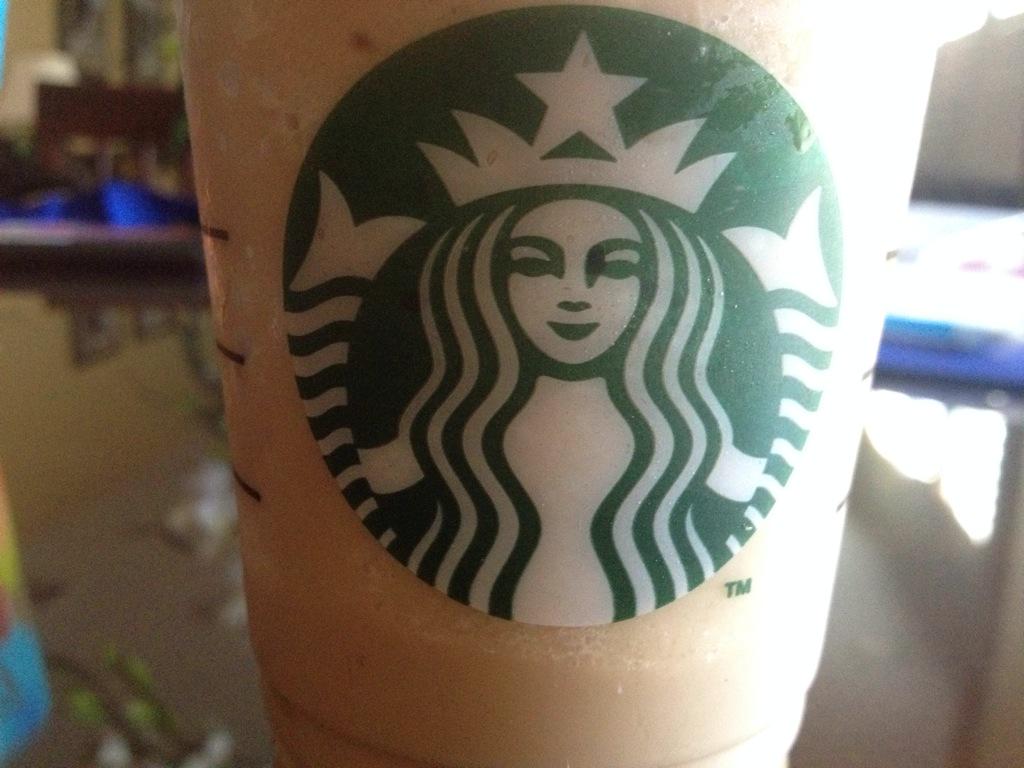 malloryytyler's tweet photo. Comp day 2🎉😴💘☕️ #pdc4l http://t.co/CFd9rdgODs