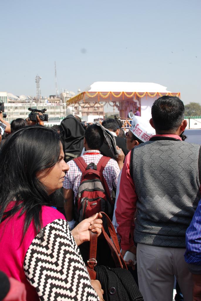 gynec's tweet photo. #KejriwalCM 2015 version 2.5 http://t.co/71YmgYEQMu
