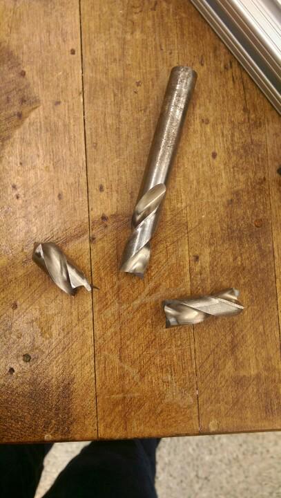 frc1647's tweet image. Drill failure. #omgrobots #FRCproblems