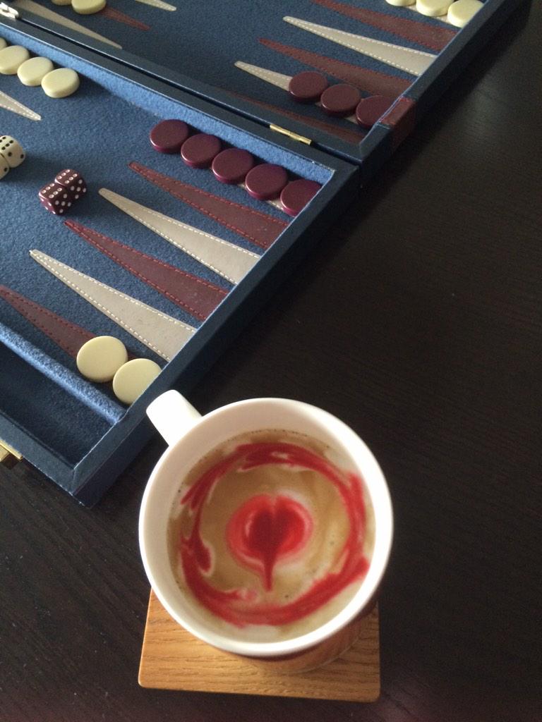 madisonviolet's tweet photo. Hope you all have latte hearts today. #HappyValentinesDay #backgammonbreakfast http://t.co/OmRJ4k0ijr