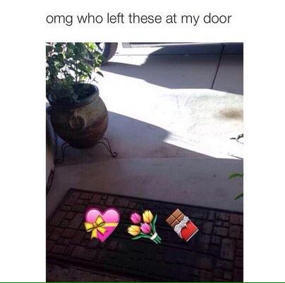 The_Days_Joke's tweet photo. OMG! #Valentine  #LoveforLife http://t.co/brS2ev1g9W