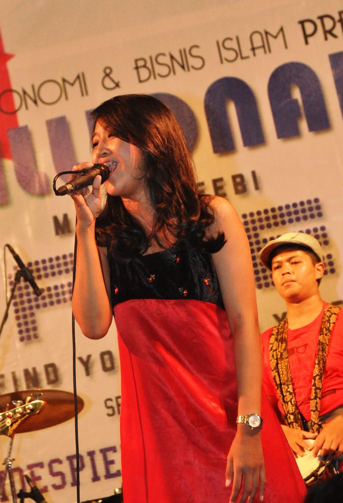 Cantiknya mbk gita :3