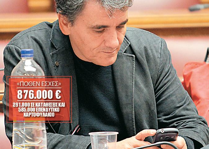 _syntrofos_'s tweet photo. Τώρα με τον Σοσιαλισμό ήρθε η ώρα για αναδιανομή του πλούτου, σύντροφοι. http://t.co/DgLYkC4w2L