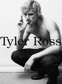 carla_1369's tweet photo. #FinalMAG ❤@jrosewell1 http://t.co/p57YcAvkaY