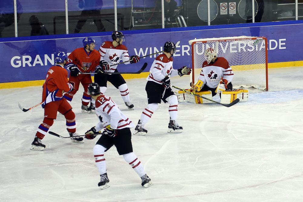 Granada_2015's tweet photo. Canadá logra el bronce de la Universiada Granada 2015 http://t.co/A7VXRVNhKT http://t.co/PvZMEtjGTe