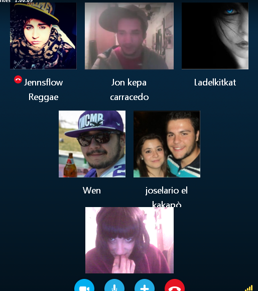 0_Elitxu_0's tweet photo. #Skypeando con @McJK19 @JEHFyahbwoy @ladelkitkat @Wen_Fukingidson @joselariokakapo http://t.co/SsiLIPXAMp