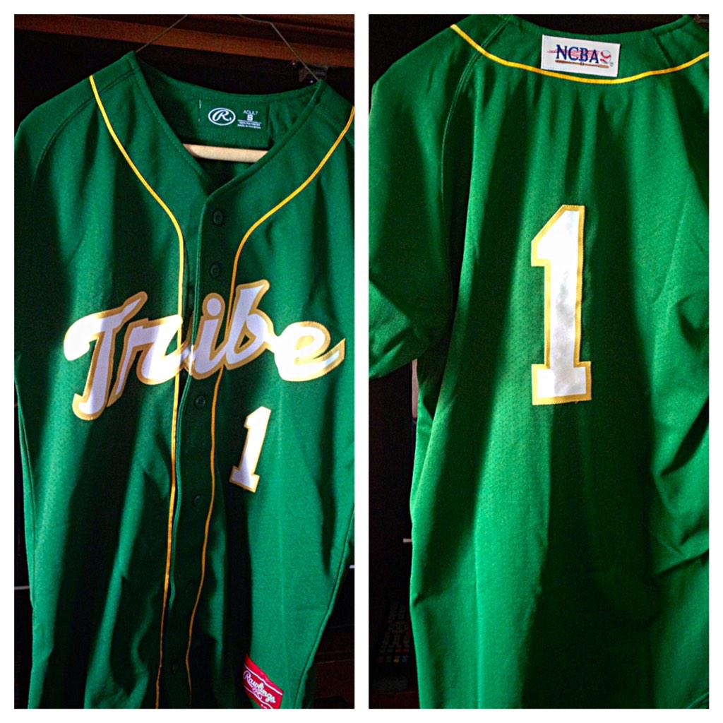 WMclubbaseball's tweet photo. Big thanks to @The_NCBA  and @RawlingsSports for the new jerseys! http://t.co/lmpMxvb1zj