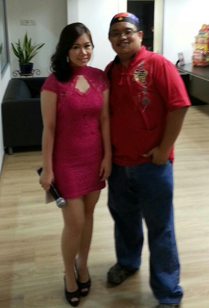 Jerry_Wee's tweet photo. Me and my lovely emcee partner for the night... http://t.co/LwOm8ps8rY