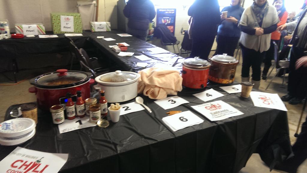 mxkaramccartney's tweet photo. The @Welland Chili Cookoff with @alieb @Malcolm_AllenMP @cindyforster @MarkShantz @JKalryzian et al in Market Hall http://t.co/TSuTOUvvw0