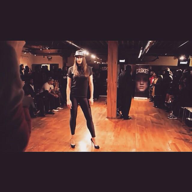 TheKidSeanMac's tweet photo. My very 1st runway show... Sold out. Stay posted for my summer 2014 showing. @Casket33AD 💀⚡️💀⚡️ http://t.co/Jbcn2qGWQu