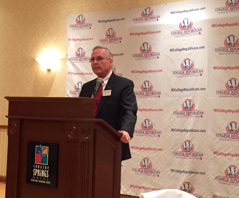 WICRs's tweet photo. Thanks to @JudgeDaley for stopping by conv. this evening! Be sure to support Judge Daley on Election Day. #WICRcon15 http://t.co/B97ccOysqs