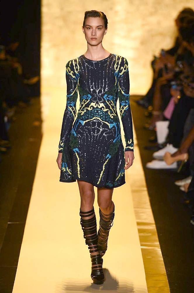 FashionweekNYC's tweet photo. Beautiful Dresses from the @HerveLeger Fall 2015 Collection #NYFW http://t.co/p15T9S2avs