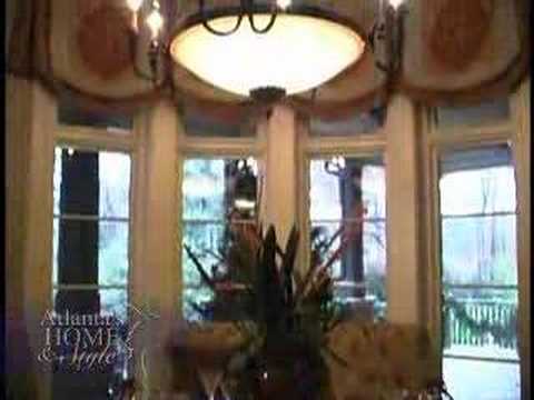 LuxuryIntDesign's tweet image. The 2007 Atlanta Christmas House, built by Steven West Custom Homes vid.staged.com/gz4n #interior #design