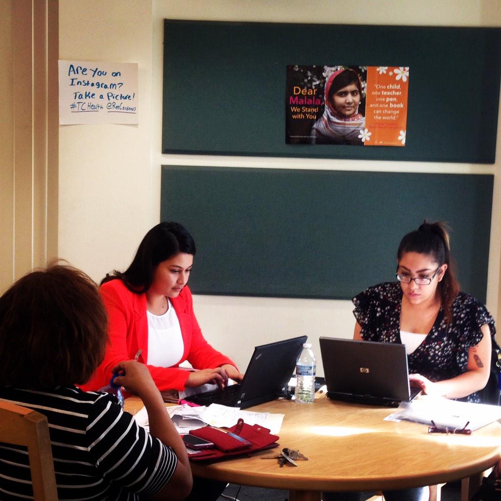 RepCardenas's tweet photo. Signing up SFV families for affordable health insurance RIGHT NOW! Stop by @pacoimalibrary #TCHealth #GetCovered http://t.co/mPt3HVTM0k