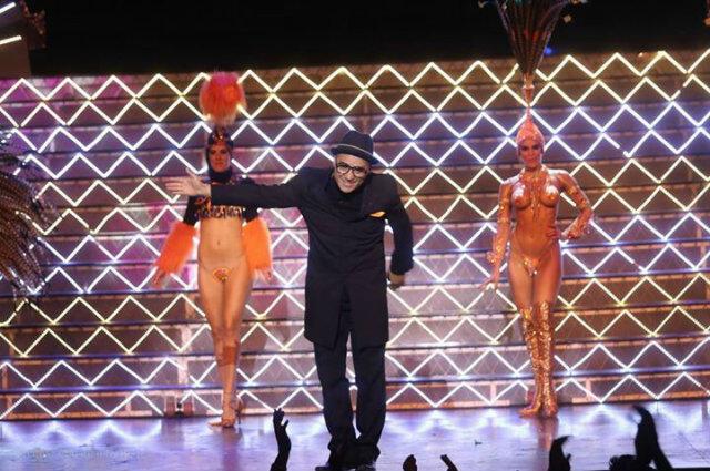leangeloartista's tweet photo. #larevistademariquenadelprado hoy 23:30hs teatro TRONADOR @paquitook_ http://t.co/9pI1pxF5rl